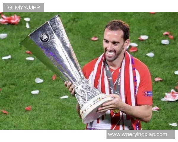 UCL小组赛积分形势分析各队晋级前景与争夺态势